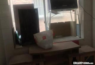 西街民房出租 两室一厅 带家具 - 昭通28生活网 zt.28life.net